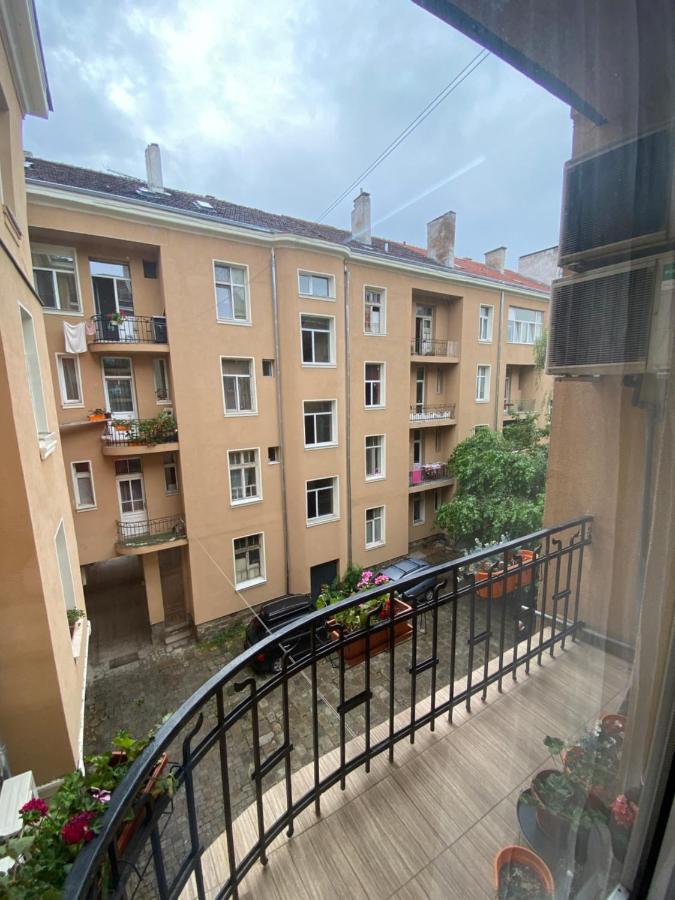 Cozy In Downtown - Tsar Samuil Street Apartament *