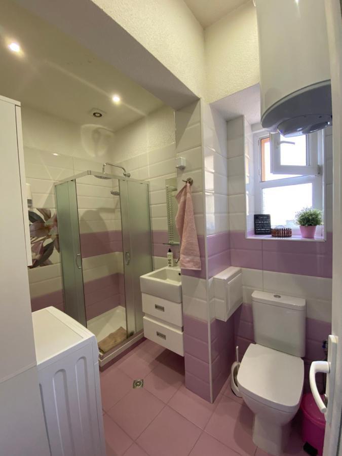 Cozy In Downtown - Tsar Samuil Street Apartament
