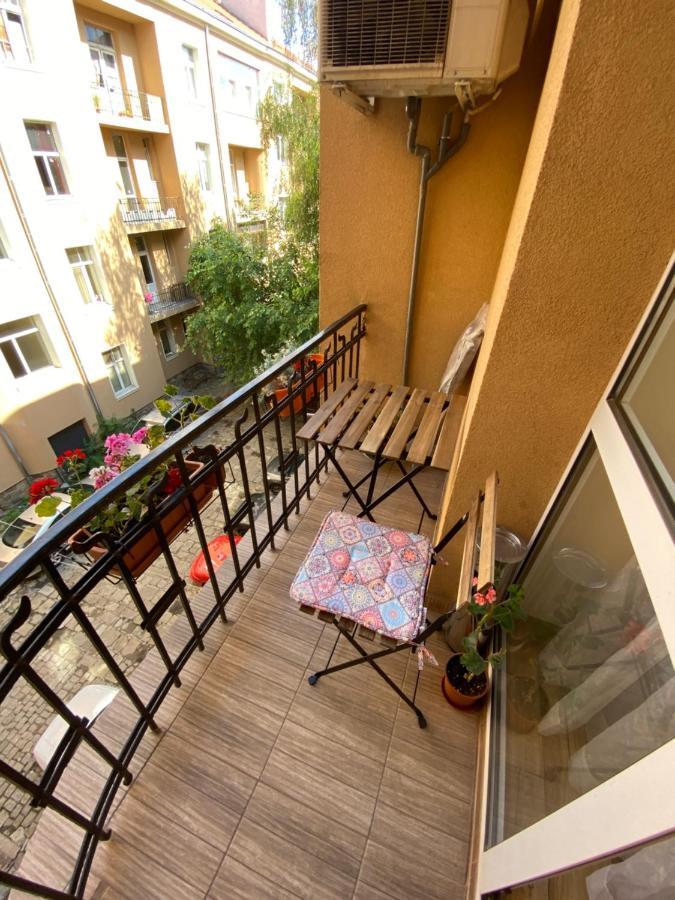 Cozy In Downtown - Tsar Samuil Street Apartament