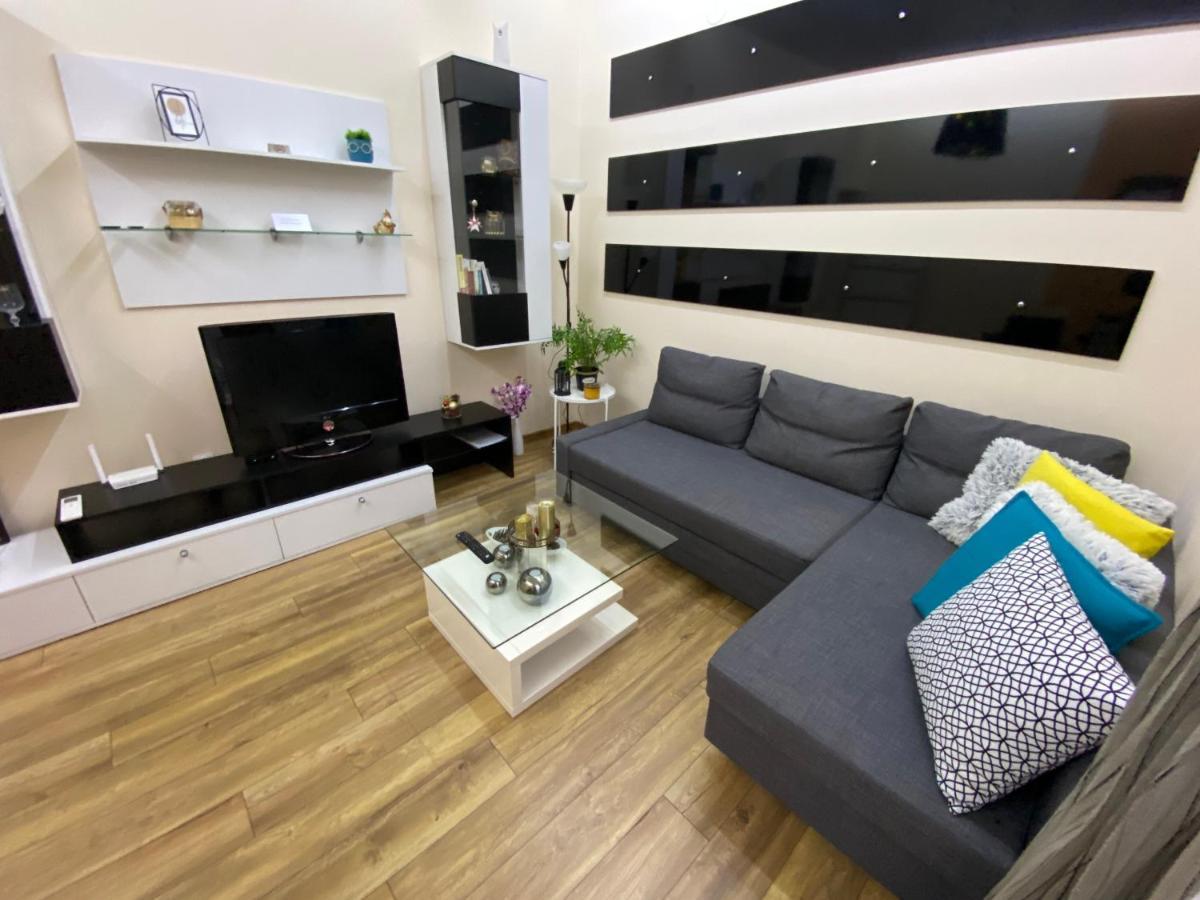 Cozy In Downtown - Tsar Samuil Street * Sofia