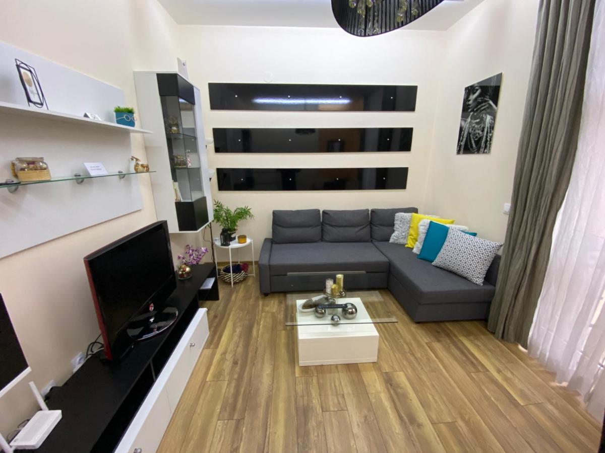 Cozy In Downtown - Tsar Samuil Street * Sofia