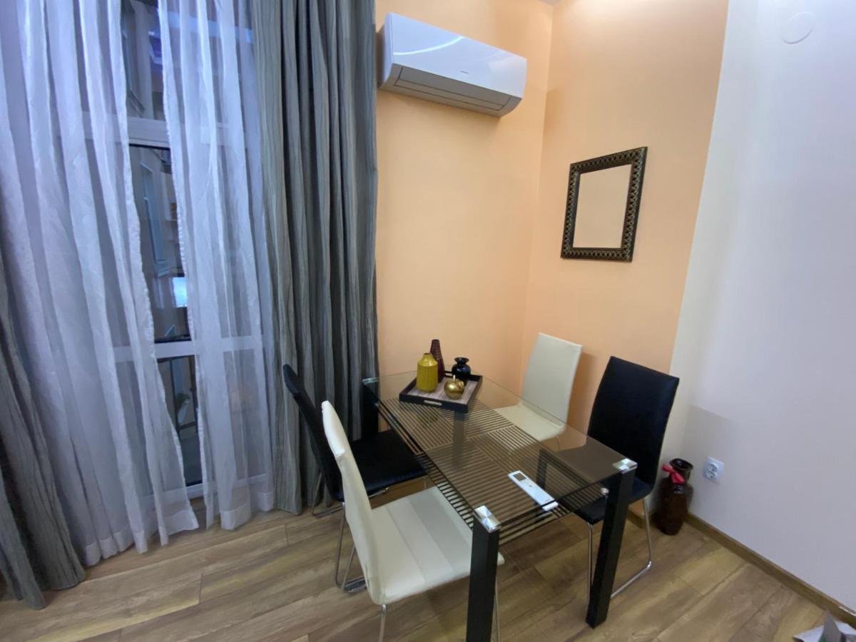 Cozy In Downtown - Tsar Samuil Street Appartement